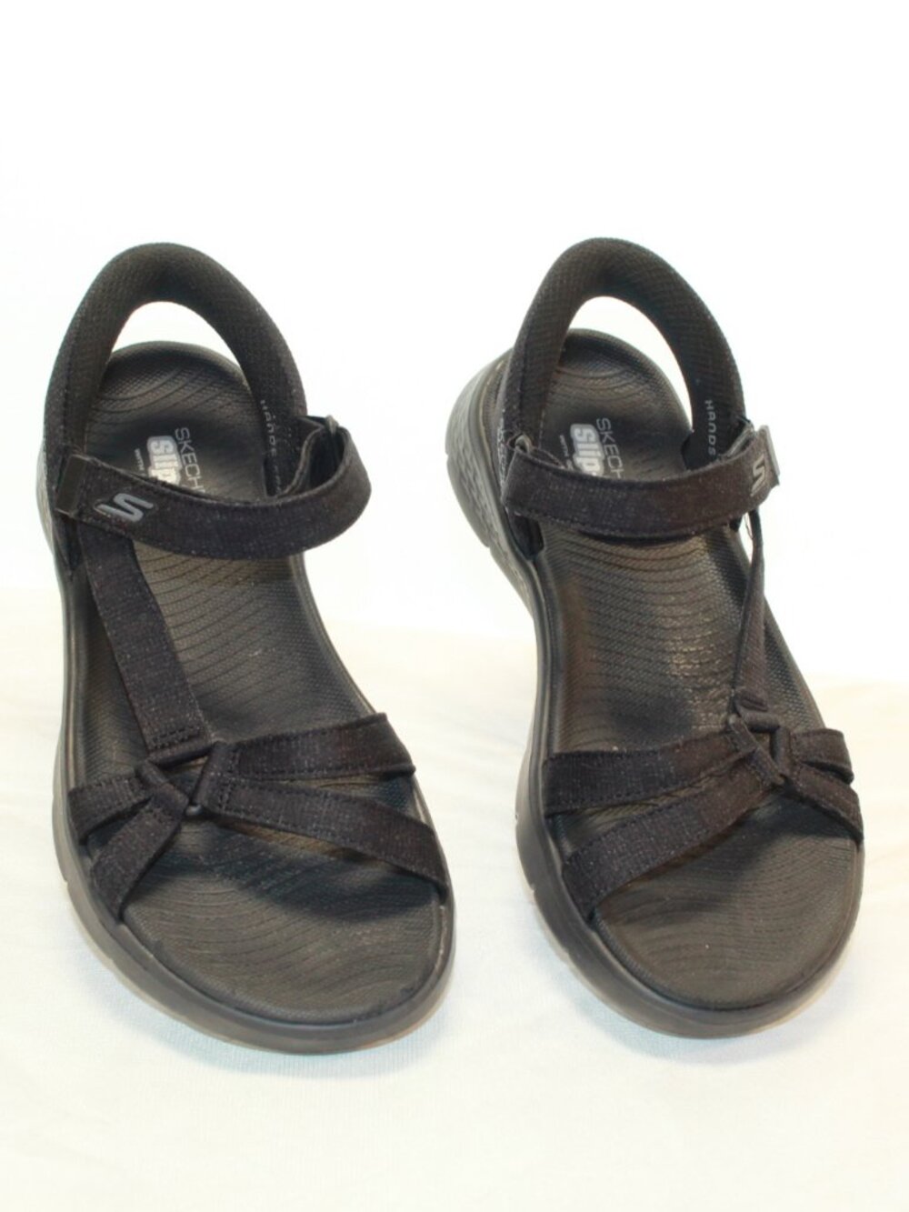 Skechers Size 8 Black Go Walk Flex Slip-in Hands Free Goga Mat Sandals - 141481